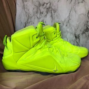 lebron 12 tennis ball